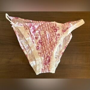 Women’s Panties